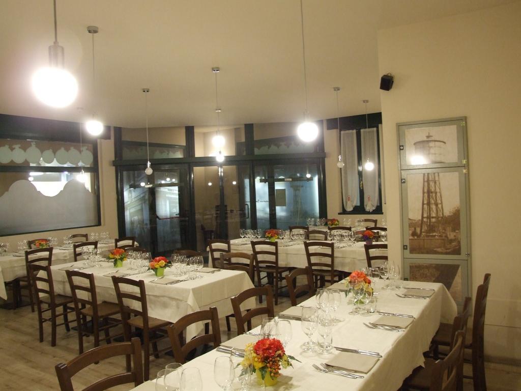 Locanda San Fiorenzo Fiorenzuola dʼArda Exterior foto